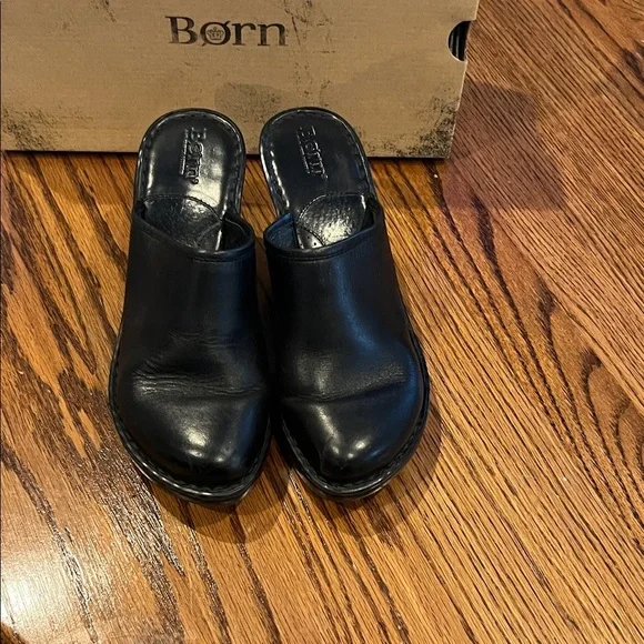 Women’s shoes Black Leather Mules clogs - Picture 4 of 8